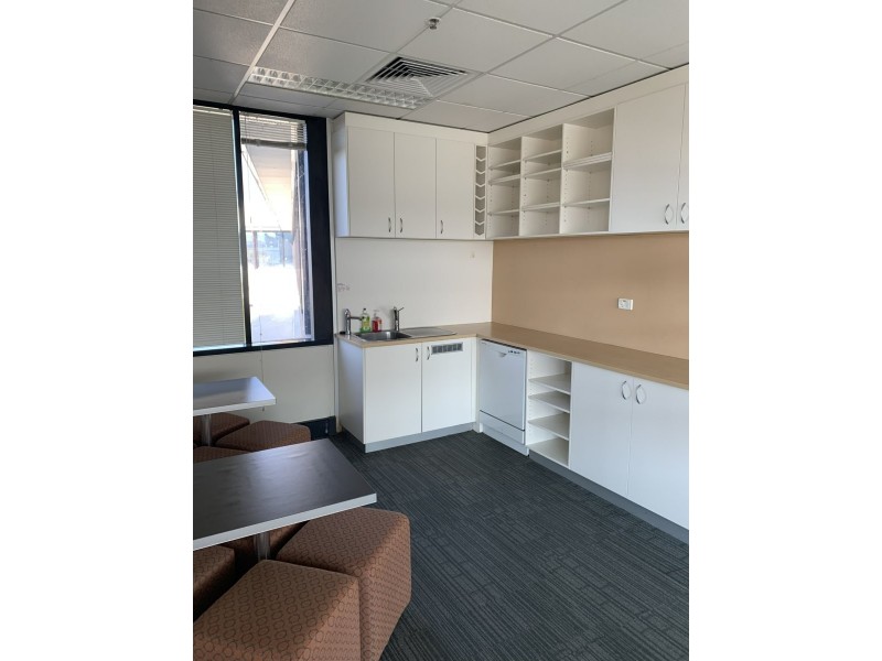 Suite 17/11 National Circuit, Barton ACT 2600