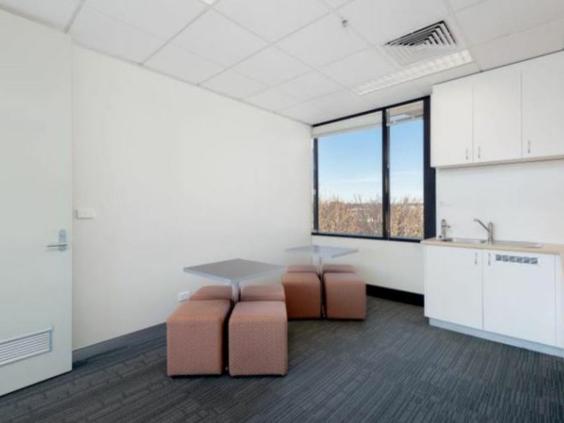 Suite 17/11 National Circuit, Barton ACT 2600