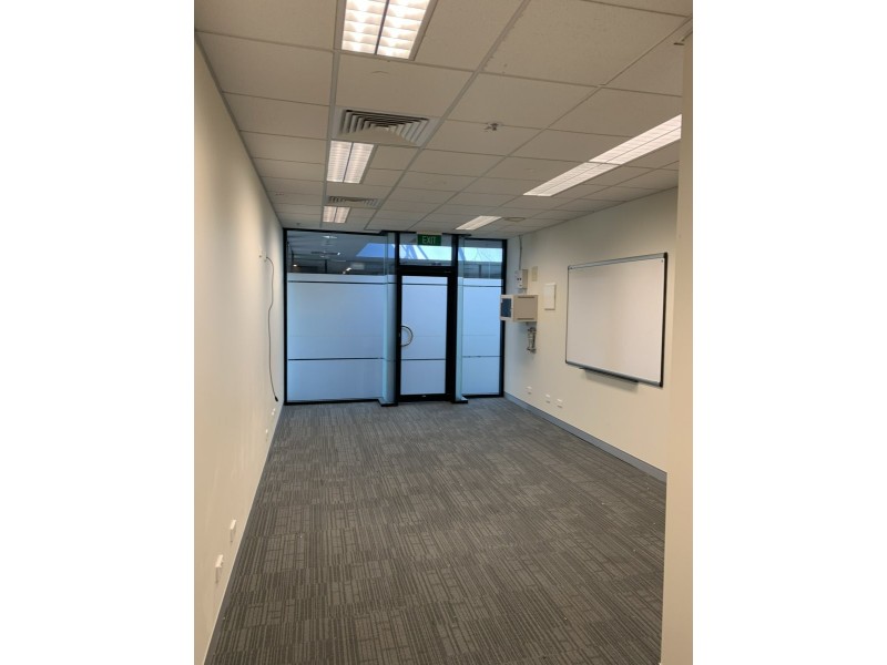 Suite 17/11 National Circuit, Barton ACT 2600