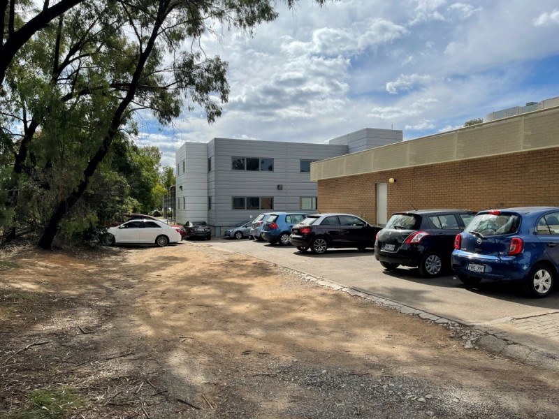 35 Geils Court, Deakin ACT 2600