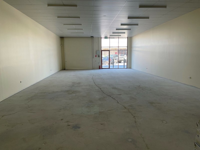 Unit 4/151-155 Gladstone ST, Fyshwick ACT 2609