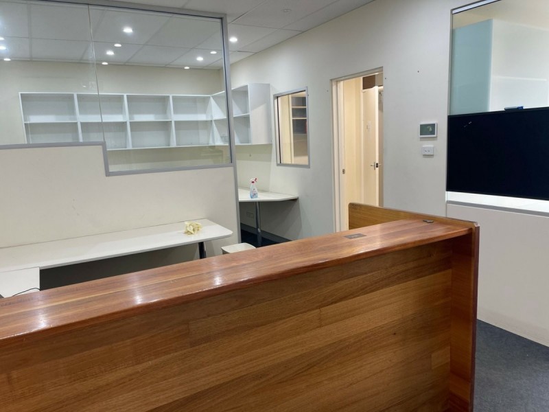 24 Ogilvie Cres, Queanbeyan NSW 2620