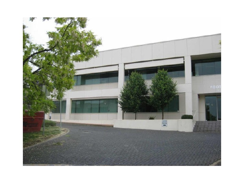 Ground 4/3-5 Phipps PL, Deakin ACT 2600