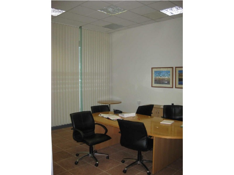 Ground: 02/11 London CRCT, Canberra ACT 2600