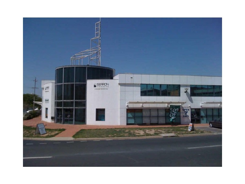 Unit 3/12 Albany Street, Fyshwick ACT 2609