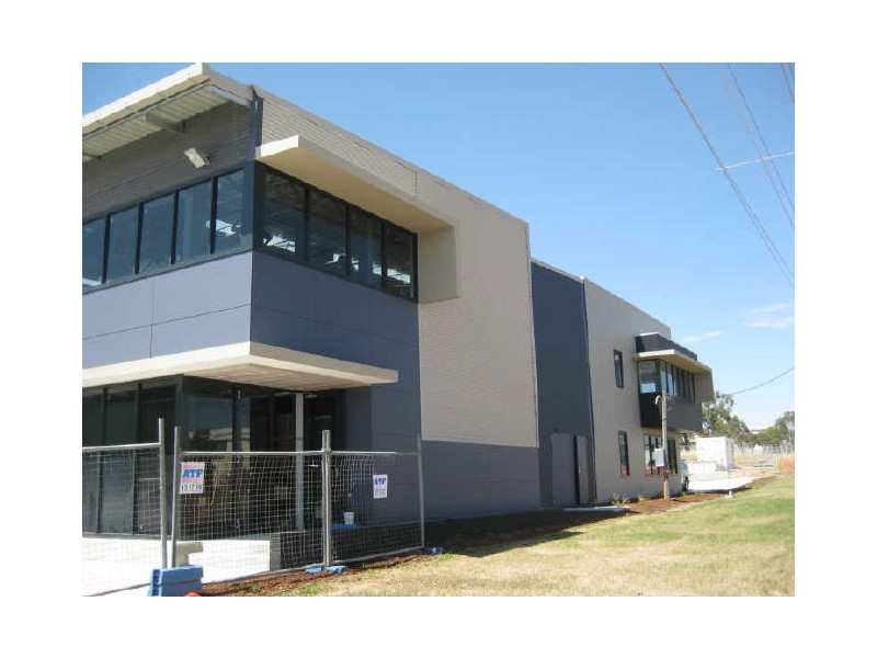 Unit 4/73-75 Sheppard Street, Hume ACT 2620