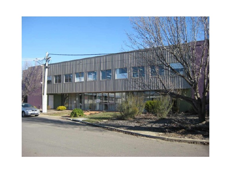 8 Johns Place, Hume ACT 2620