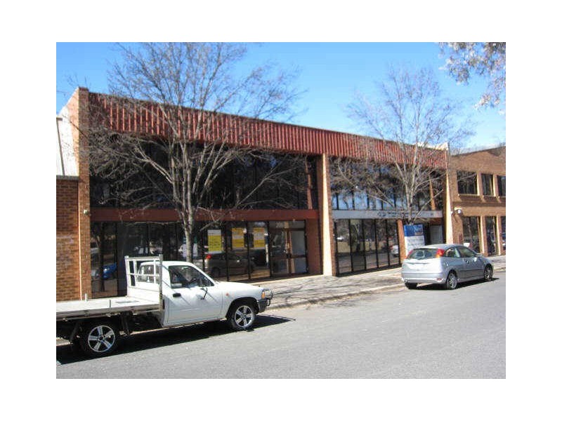 20 Winchcombe Court, Mitchell ACT 2911