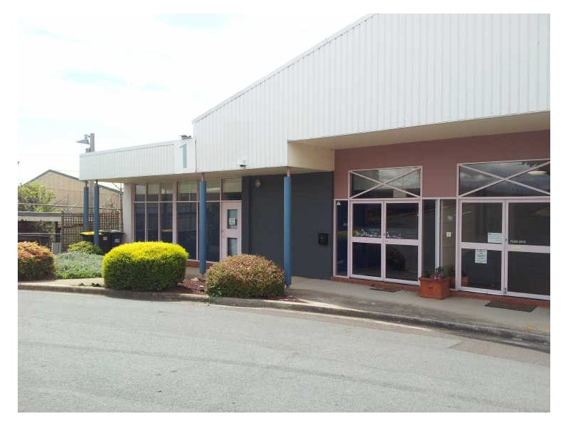 Unit 1/105-119 Newcastle Street, Fyshwick ACT 2609
