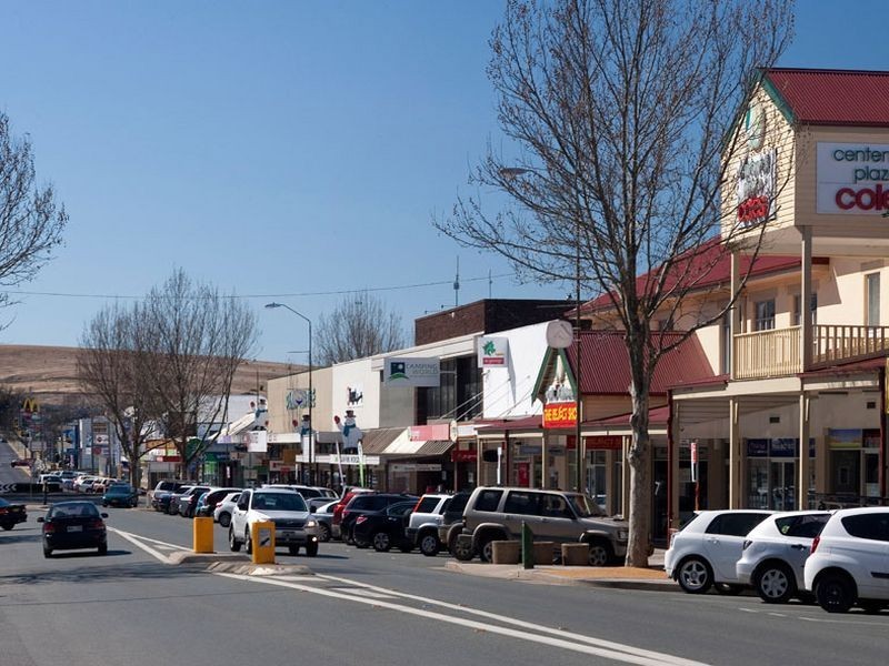 Shops 9 and 10/114 Sharp Street, Cooma NSW 2630