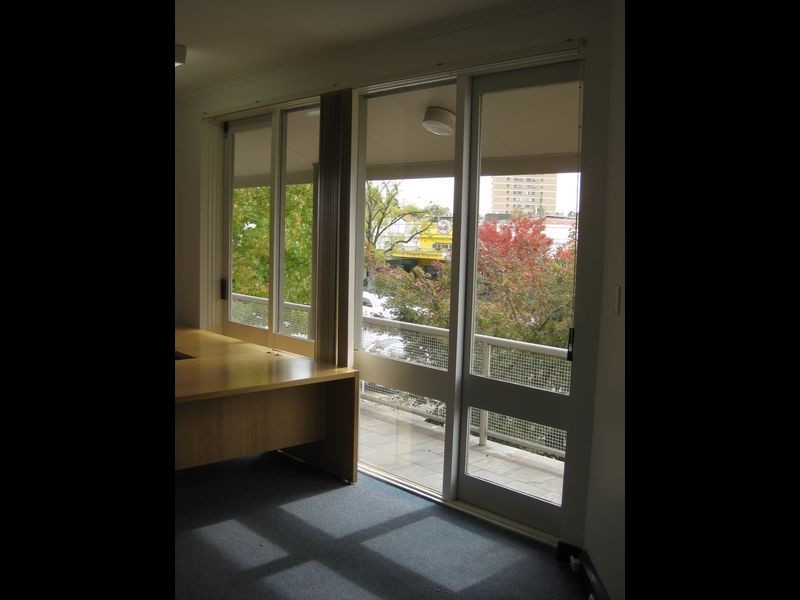 Unit 4, Level 1/6 Kennedy Street, Kingston ACT 2604