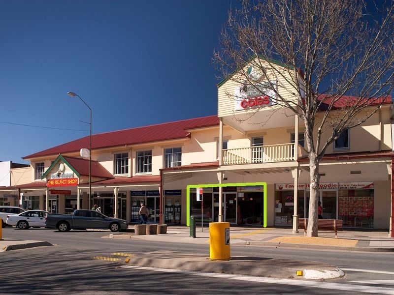 2/114 Sharp Street, Cooma NSW 2630