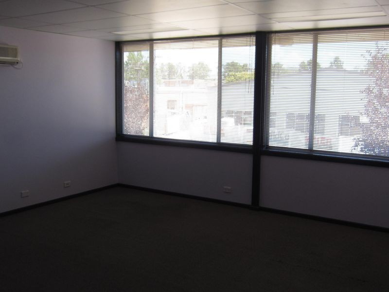 1/32-34 Kembla Street, Fyshwick ACT 2609