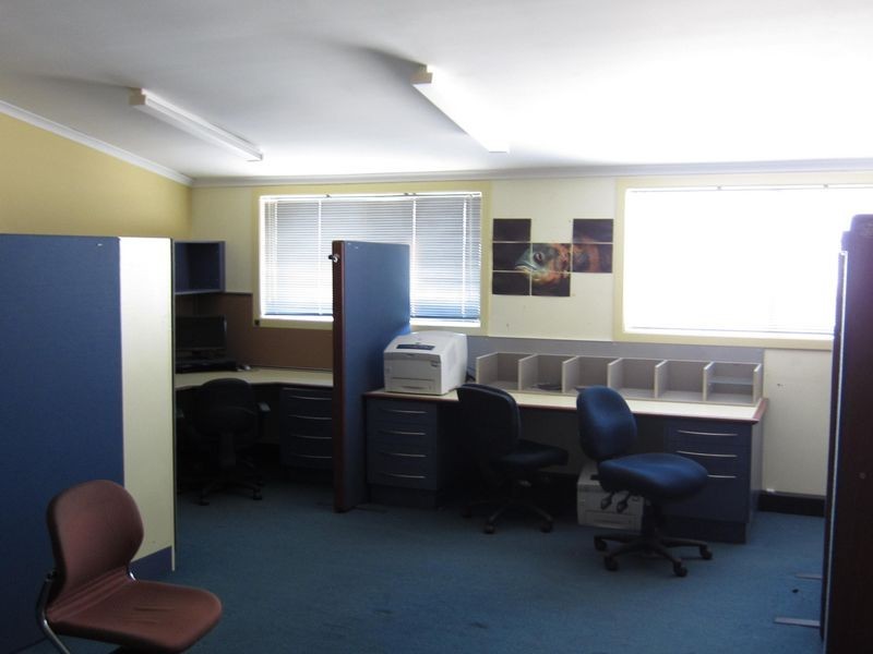 2 Sleigh Place, Hume ACT 2620