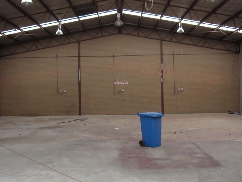 2 Sleigh Place, Hume ACT 2620