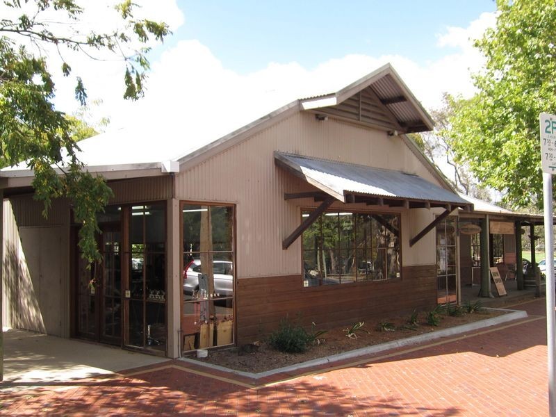 2 Victoria Street, Hall ACT 2618