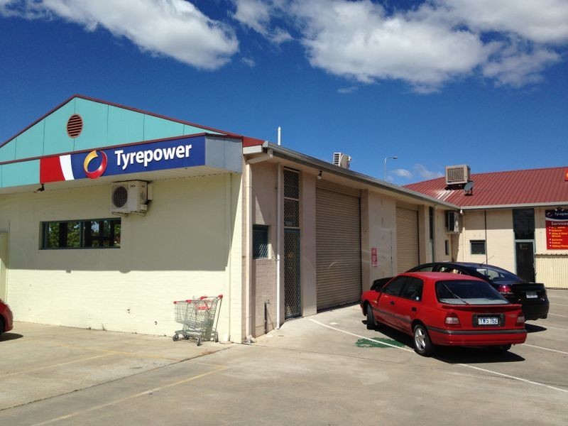 1/300 Anketell Street, Greenway ACT 2900