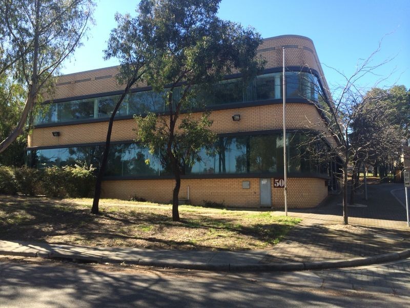 50 Geils Court, Deakin ACT 2600