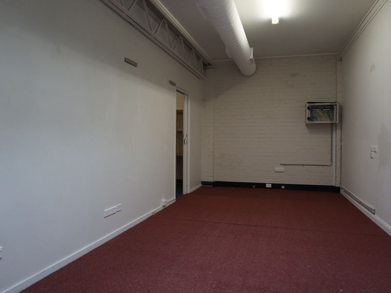 9/105 Newcastle Street, Fyshwick ACT 2609