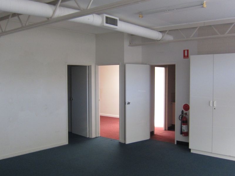 9/105 Newcastle Street, Fyshwick ACT 2609