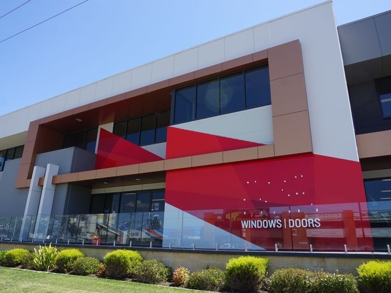 Unit 2/81 Hoskins Street, Mitchell ACT 2911