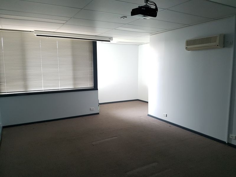 First Floor/32 Kembla Street, Fyshwick ACT 2609