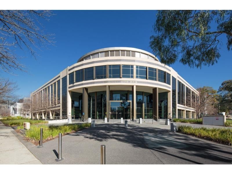 15 National Circuit, Barton ACT 2600