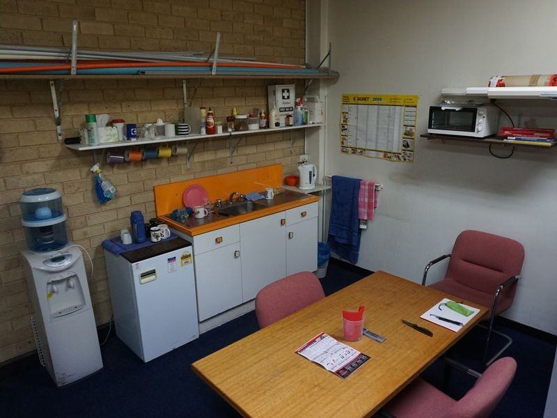 10/90 Barrier Street, Fyshwick ACT 2609