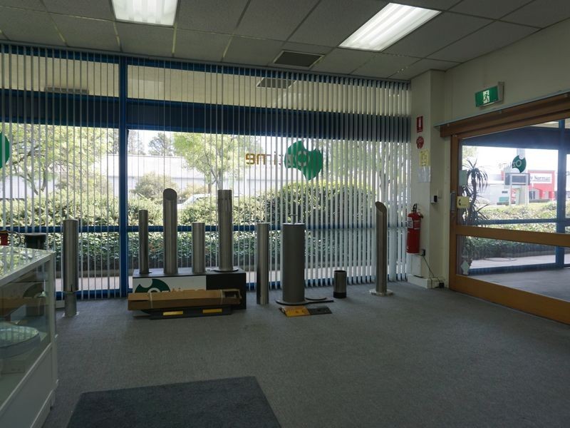 10/90 Barrier Street, Fyshwick ACT 2609