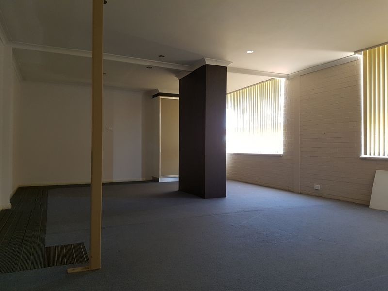 51 Kendall Avenue, Queanbeyan NSW 2620