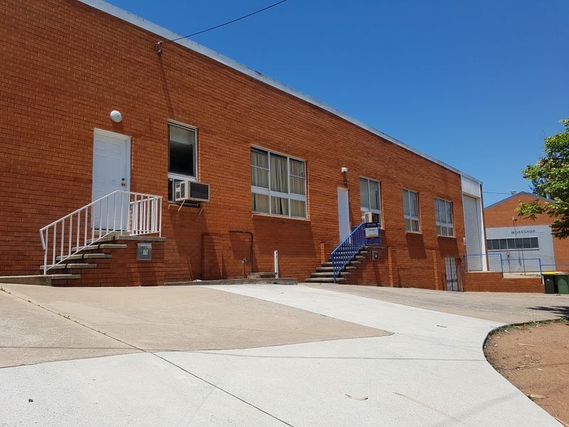 51 Kendall Avenue, Queanbeyan NSW 2620