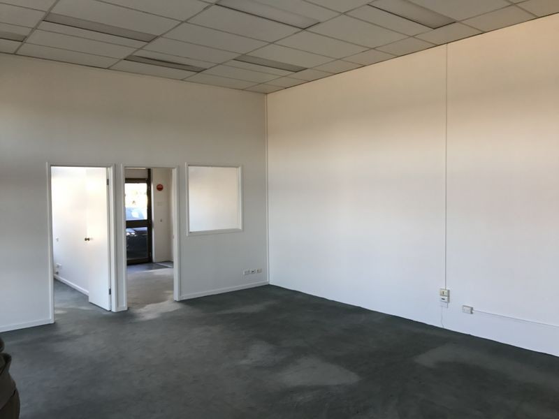 1/196-198 Gladstone Street, Fyshwick ACT 2609