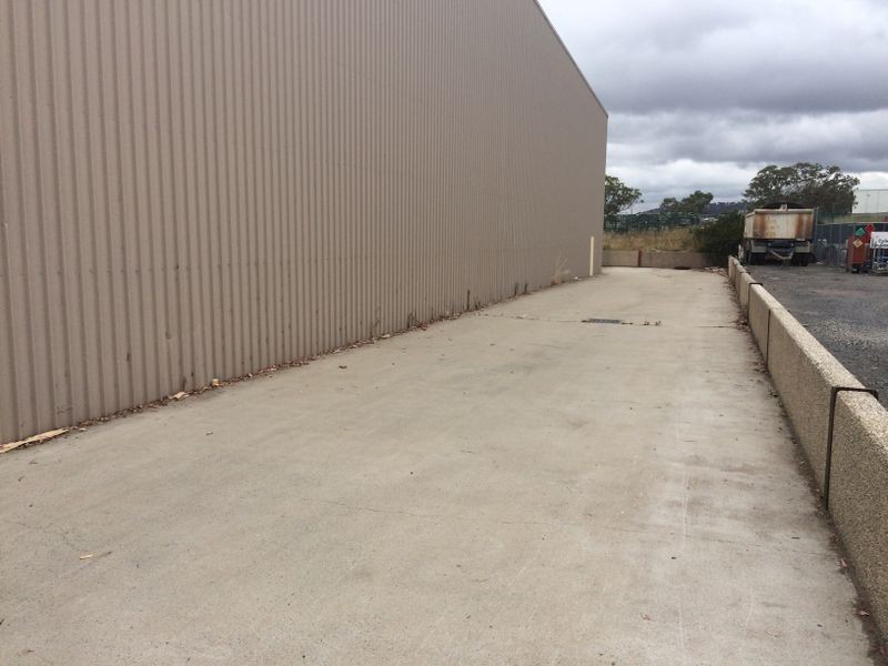 3a & 3b/11 Tralee Street, Hume ACT 2620