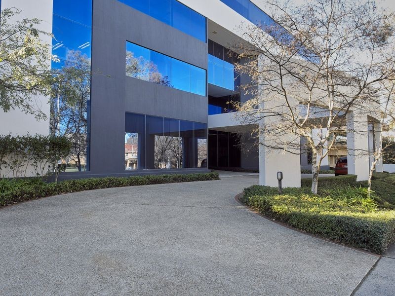 Suite 3.03, Level 3/10-12 Brisbane Avenue, Barton ACT 2600