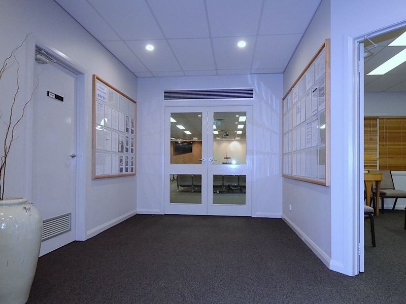 17 Whittle Street, Hughes ACT 2605