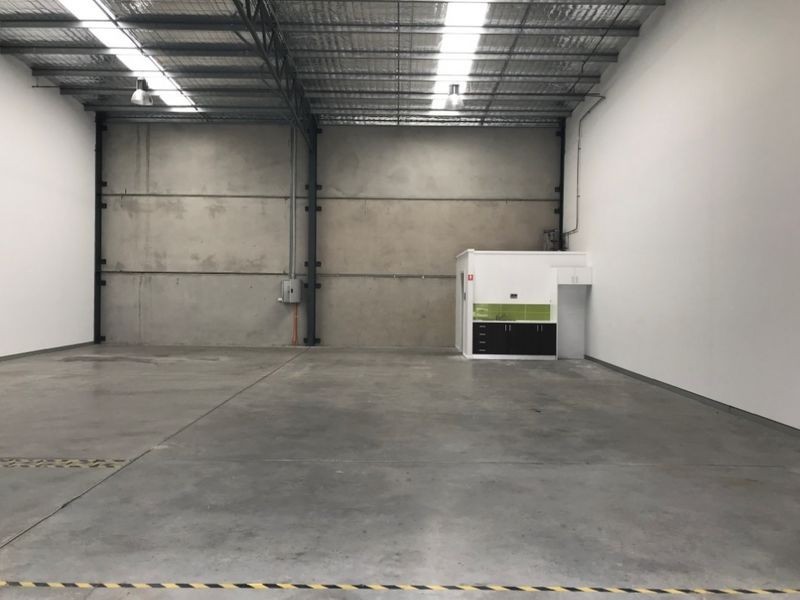 Unit 2/15 Quilpie Street, Fyshwick ACT 2609
