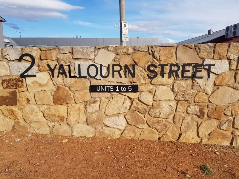 Unit 1/2 Yallourn Street, Fyshwick ACT 2609