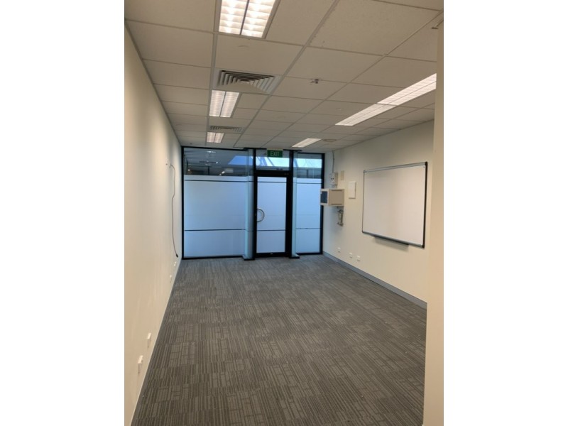 Suite 17/11 National Circuit, Barton ACT 2600