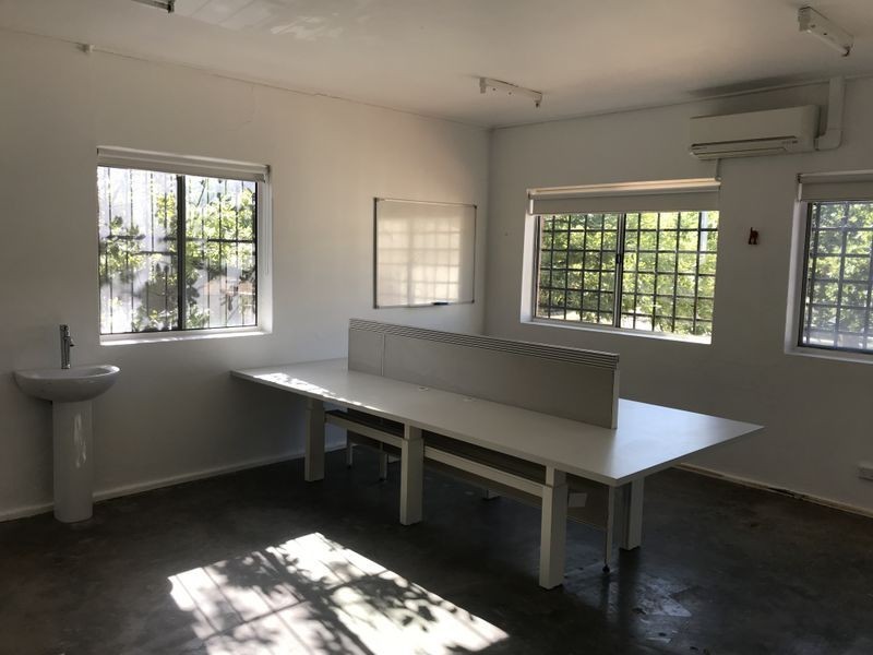 4/2-14 Hughes Place, Hughes ACT 2605