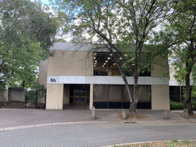 6B Thesiger Court, Deakin ACT 2600