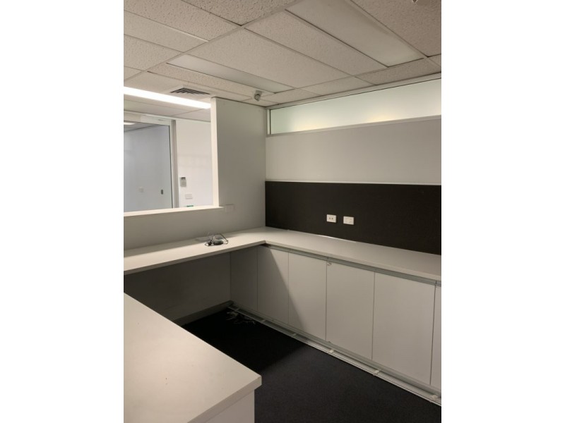 6B Thesiger Court, Deakin ACT 2600