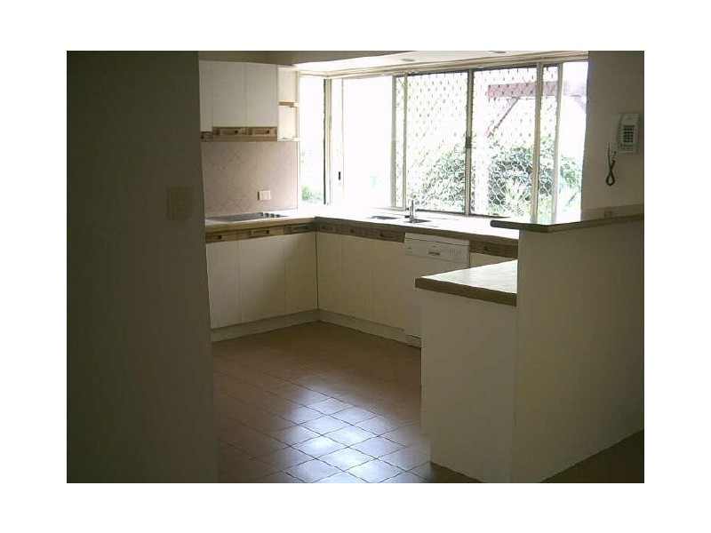 8 Caswell Court, Ormeau QLD 4208