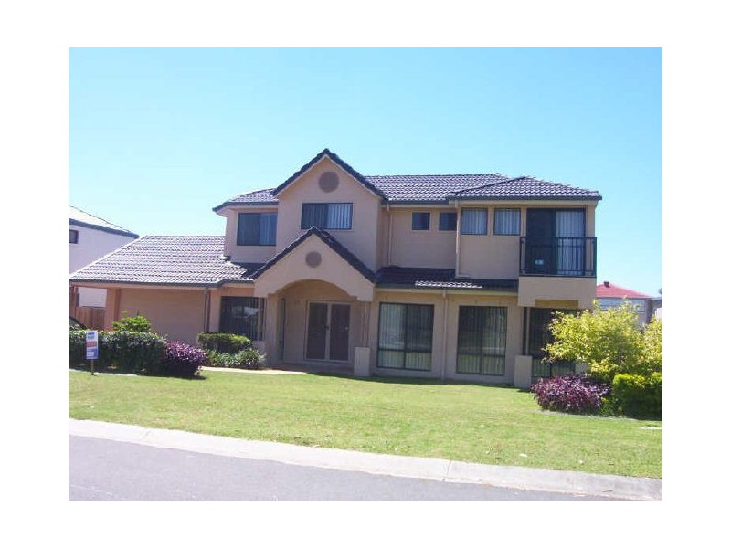 4 Sandy Cove Place, Redland Bay QLD 4165