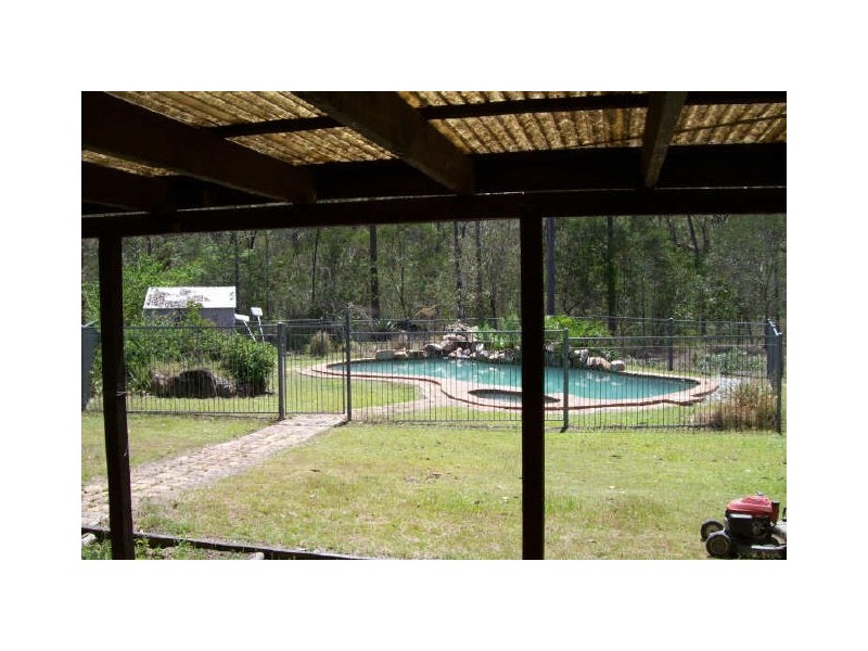 234 Clifton Drive, North Maclean QLD 4280