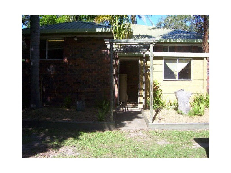 6 Shanahan Street, Redland Bay QLD 4165