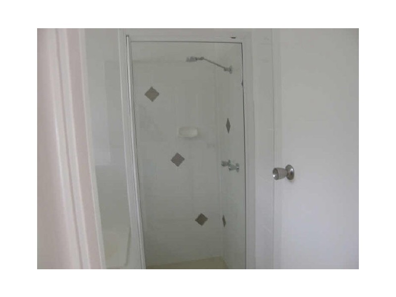 6 Shanahan Street, Redland Bay QLD 4165