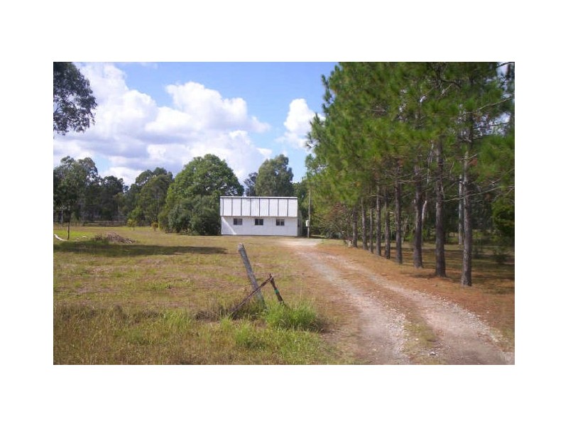 13 Smailes Road, North Maclean QLD 4280