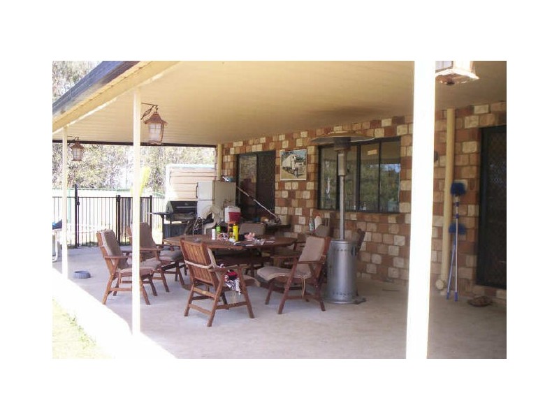 140-142 Canterbury Drive, Mundoolun QLD 4285