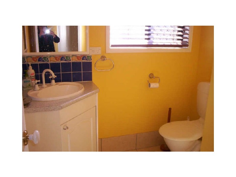 140-142 Canterbury Drive, Mundoolun QLD 4285