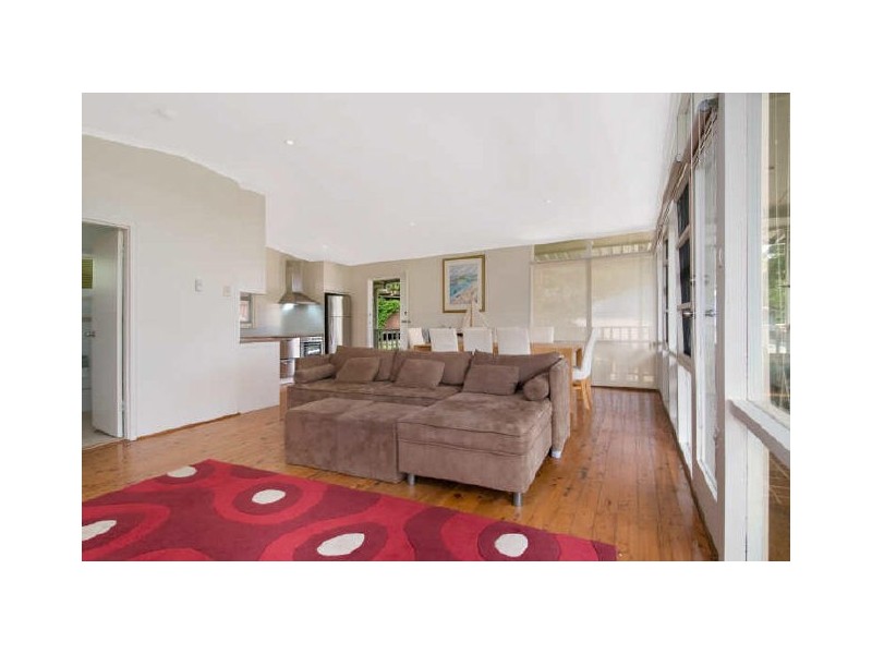 84 Del Mar Drive, Copacabana NSW 2251